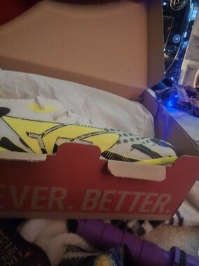 PUMA Future 9 Match Creativity Big Kids Soccer Cleats Size 5 1/2